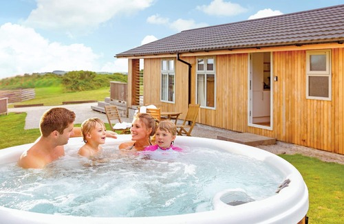 Carnmenellis Ski Chalet | 1 bedroom accommodation in Carnmenellis, Nr Falmouth