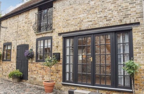 Sarratt Cottage | 1 bedroom accommodation in Sarrett, near Rickmansworth