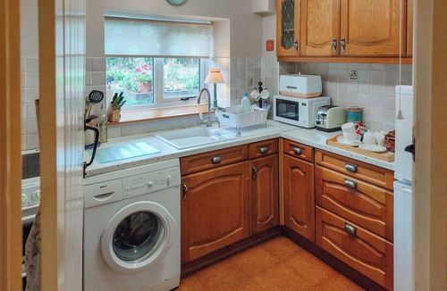 Churchill Cottage | 1 bedroom accommodation in Langford, near Churchill