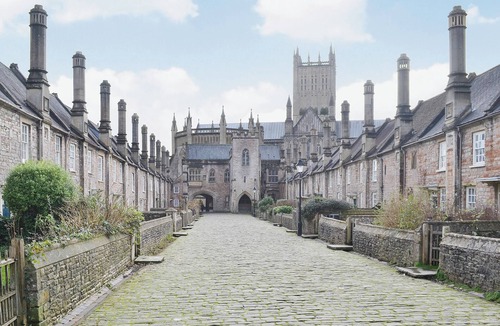Churchill Cottage | 1 bedroom accommodation in Langford, near Churchill