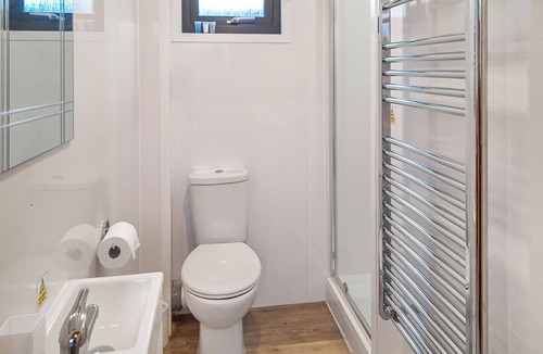 Ely Ski Chalet | 1 bedroom accommodation in Ely