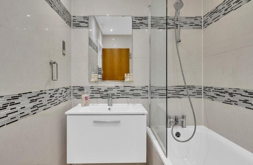 Balham Apartment | 1-Bedroom Apartment in Central Balham