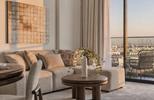 Al Wasl Apartment | 1 Bedroom Apartment in Central Park, City Walk