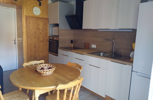 Pyrenees 2000 Apartment | 1 Bedroom Apartment in BolquÃ¨re