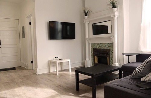 Bloomfield House | 1 BEDROOM APT IN PITTSBURGH (F) -Friendship Area
