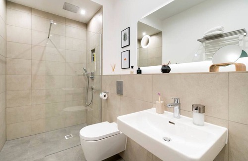 Mitte Apartment | 1-Bedroom Apartment 70sqm with a cozy living room(3)
