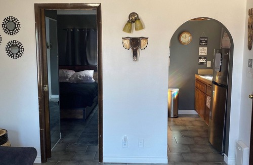 Enterprise House | 1-bedroom guest house with gated yard and WiFi,Pet friendly, Las Vegas