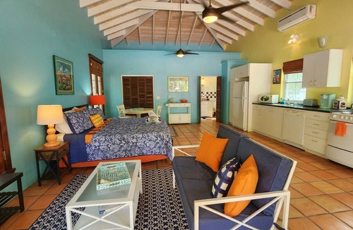 Estate Elizabeth Cottage | 1 Bedroom Poolside Private Cottage w/Pool and View