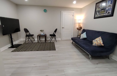 Markham House | 1 bedroom private Basement suite in the Heart of Markham