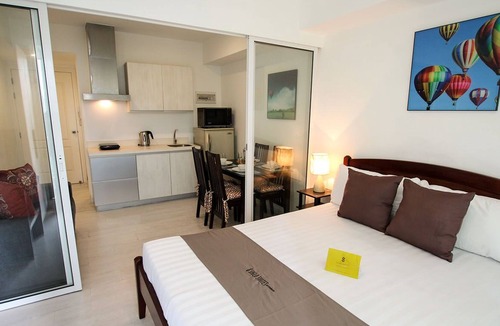 Don Bosco Apartment | 1-Bedroom with Beach View @ Rio East 405