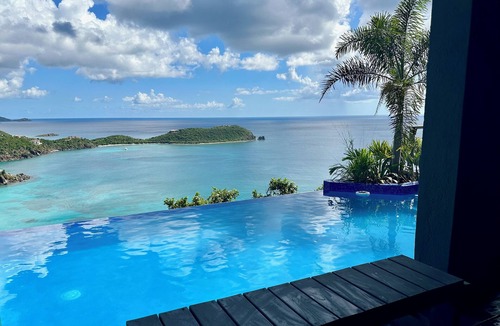 Rendezvous & Ditleff Apartment | 1 Bedroom with private pool & spectacular view - solar & battery powered!