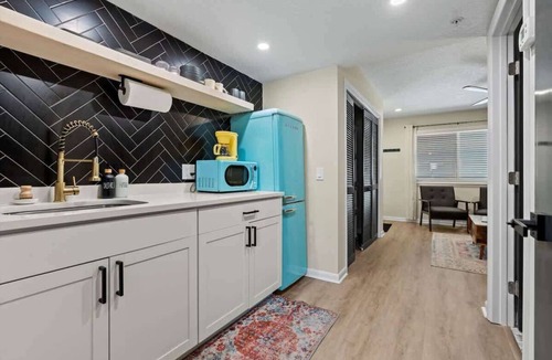 Atlantic Beach Apartment | 1 Block from AB Town Center: The Coquina House 1