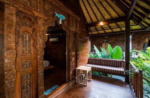 Mushroom Bay Cottage | 1 BR Balinese Wooden Cottage Near Mushroom Beach Nusa Lembongan