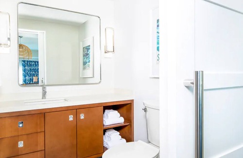 Estate Frenchman Bay Resort | 1 BR Deluxe Condo at Wyndham Limetree Beach Resort