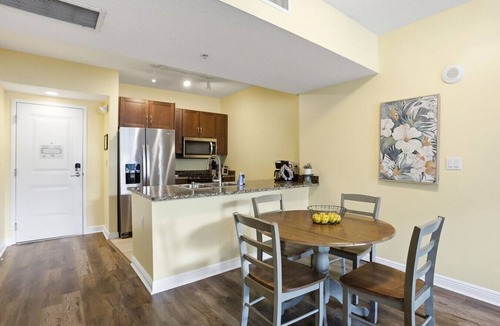 Boynton Beach Condo | 1 BR King- Rooftop Pool close to beach Casa Costa