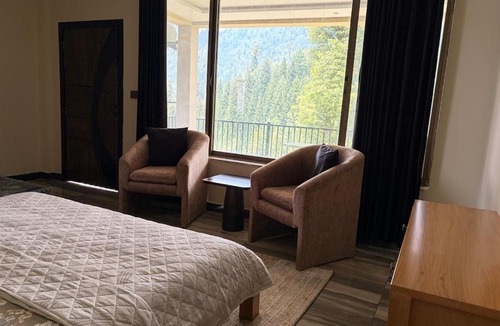 Dunga Gali Villa | 1 BR Luxury Mountain home
