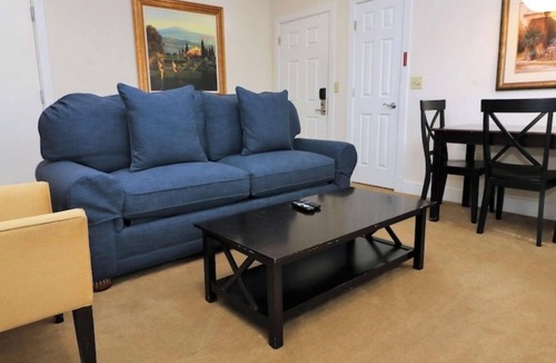 Lackey House | 1-BR Penthouse in Estates at KingscreekWilliamsburg. Ideal for local attractions