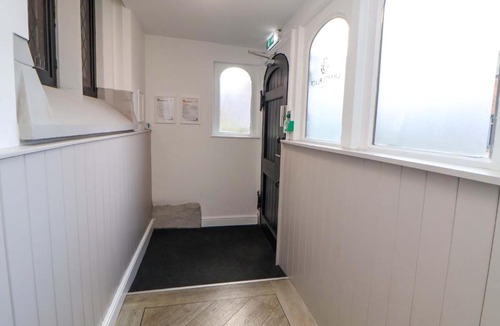 Chester Apartment | 1 Chapel Place