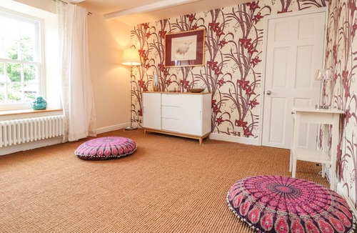 Cloughton Cottage | 1 CHURCH COTTAGES, pet friendly, with open fire in Cloughton