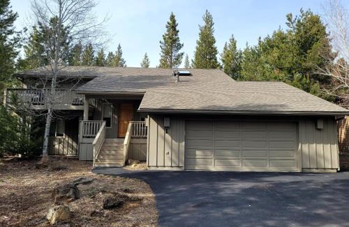 Overlook Park House | 1 Fifteenth Tee Lane