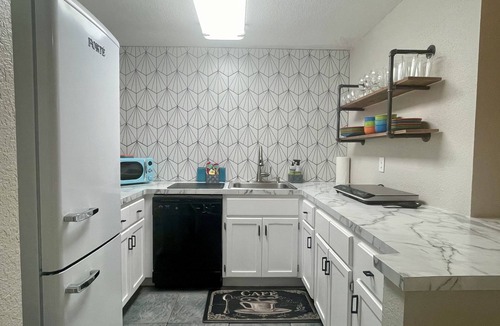 Cocoa Beach Villa | 1- King bed/1- sofa bed/1.5bath Block from Beach