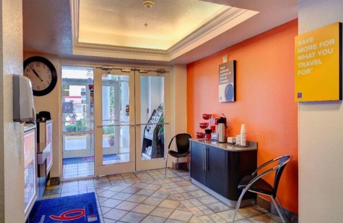 El Reno Apartment | 1 King Bed|Mobility|Tub,Nsmk