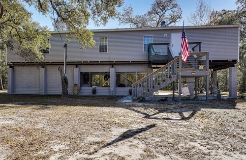 Old Town Cottage | < 1 Mi From Suwannee River, Hideaway w/Lanai