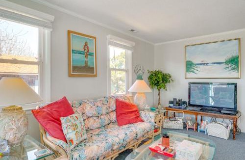 Colington House | 1 Mi to Avalon Pier: Charming Coastal Cottage!