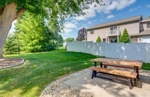 Lake Mills House | 1 Mi to Beach: Dog-Friendly Condo in Lake Mills!