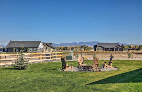 Dillon House | 1 Mi to Beaverhead River: Mtn-View Dillon Retreat