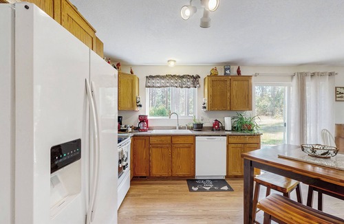 Chiloquin Cottage | 1 Mi to Boat Launch! Lake-view Chiloquin Retreat