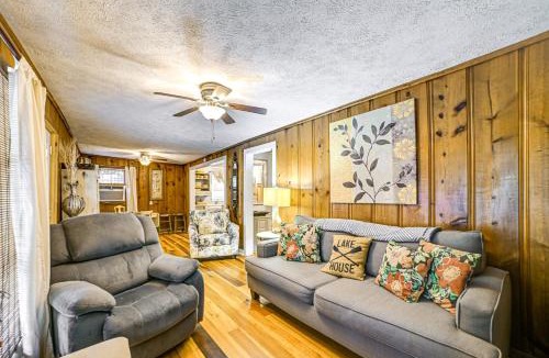 Springville House | 1 Mi to Buchanan Resort: Home w/Deck & Yard!