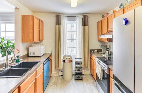 Worcester Apartment | 1 Mi to Downtown & Palladium: Worcester Getaway!