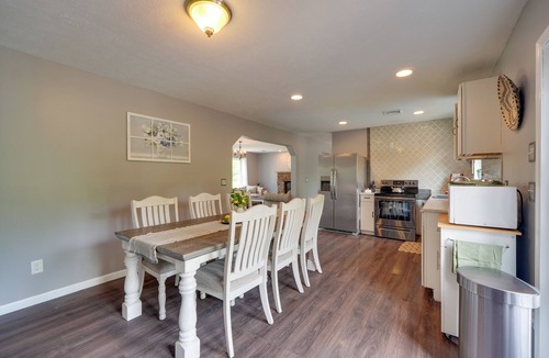 Long Pond Cottage | 1 Mi to Lakes: Family Pocono Home w/Fire Pits!