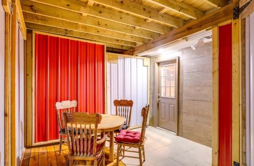 Mill Spring House | 1 Mi to TIEC: Peaceful Mountain Cabin