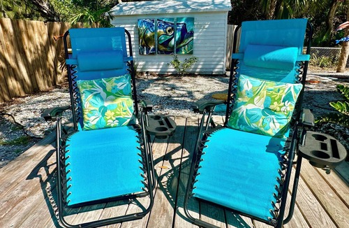 Englewood House | <1 MILE MANASOTA BEACH/NORTH ENGLEWOOD Boutiquey Home loaded with amenities!