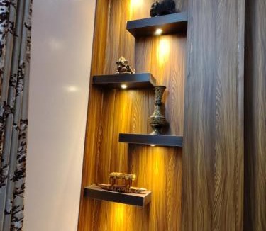Varanasi House | 1 min from Dashashwamedh Ghat - River & Temple , Gr8 Service Guarantee