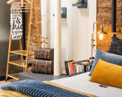 Darling House | 1 Queen Vic