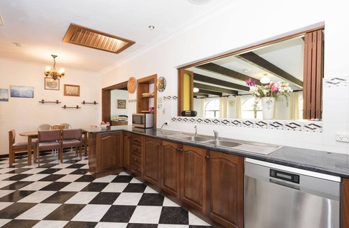 Central Mudgee House | 1 Redbank- Self contained house near a Golf Course