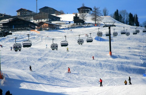 Kaprun Apartment | 1 Studio Flat walking distance to ski lifts (we have 2 in the same building)