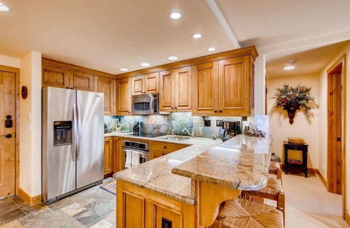 Vail Apartment | 1-Villa Cortina 220