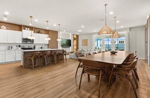 Clermont House | 10 BD/8 BA/Windsor Cay (16219 CC)