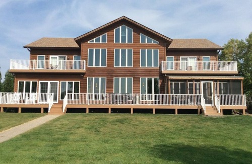 Elysian House | 10 bdrm, 7 bath, cabana, beach, dock, pontoon, games