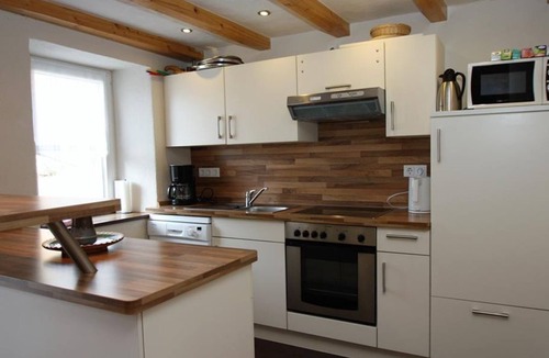 Plutscheid Bed & Breakfast | 10-bed Eifel farmhouse, 3 bathrooms, 4 bedrooms - Gasthaus-Pension-Rest.