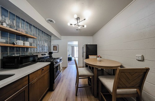 Encanto Apartment | #10 Desert Bloom Escape Best Value 2BR Midtown PHX Covered Parking
