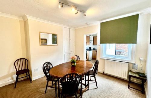 Lincoln House | 10 Langworthgate