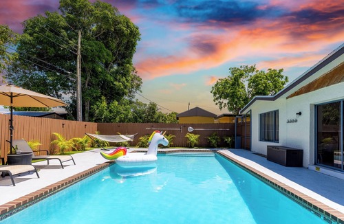 Pompano Beach House | 10 Min to Beach | Private Pool Oasis | Games & BBQ
