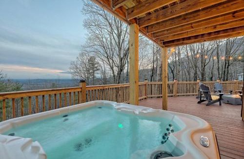 Helen House | 10 Min To Helen Hot Tub, Mtn Views, Game Room