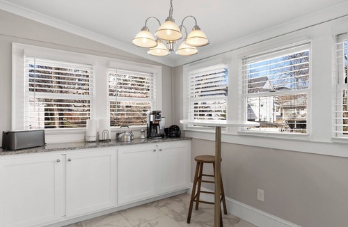 Old Fourth Ward House | 10 Min to Mercedes Benz Stadium, Walk to Ponce City Market, Beltline, King Beds