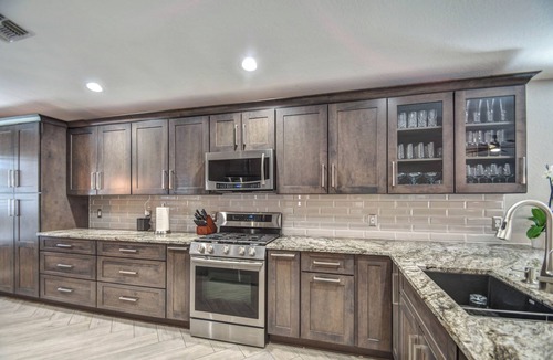 Gilbert House | 10 min walk to San Tan Village Mall in the Heart of Gilbert, AZ